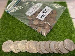 Bag of 100 Wheat Pennies & 12 Eisenhower Dollars�