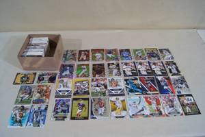 lot 79 image: Box of Mixed Sport Cards - Baseball, Football, Inserts