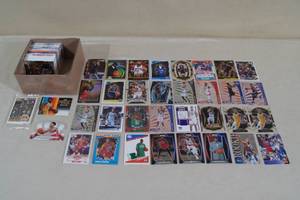 lot 66 image: Box of Basketball Cards - Inserts, Rookies, Some 90s
