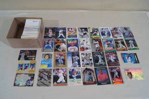 lot 62 image: Box of Baseball Cards - Ripken, Canseco, Brett, Piazza