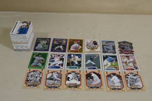 lot 63 image: Baseball Cards - Early 2010s - Inserts, Base