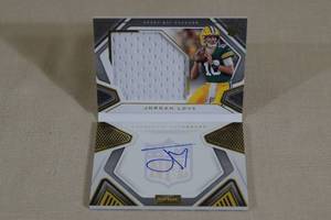 lot 30 image: 2020 Panini Jordan Love Playbook PatchAuto Rookie Card - 7299