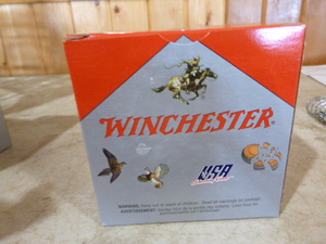 lot 16 image: Winchester 12 Gauge Shotgun Shells