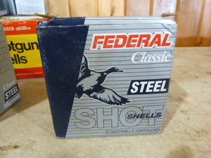 lot 23 image: Federal 3 Magnum Steel Shotshells
