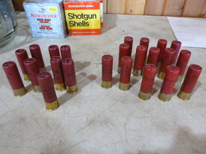 lot 29 image: Federal 12 Gauge Shotshells
