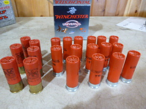 lot 49 image: Winchester Shotgun Shells