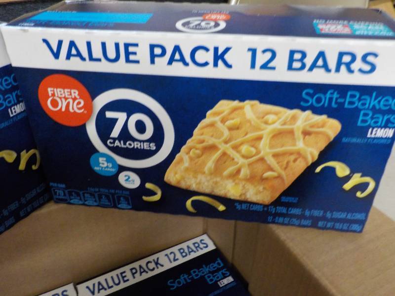lot 405 image: Case of 4 Boxes Fiber One Lemon Bar...