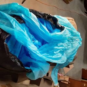 lot 45 image: (50) Medical Grade Gowns Size Large