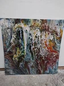 lot 35 image: Pour Art