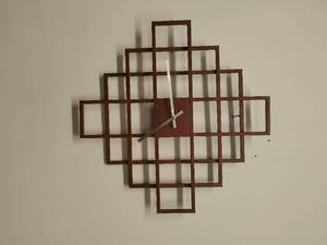 lot 37 image: Wall Clock