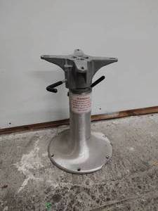lot 101 image: Adjustable Boat Chair Base