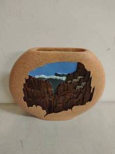 lot 117 image: Ceramic Art by Ed Yuraway