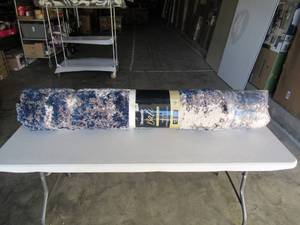 lot 7 image: Thomasville Bali Luxury Shag RugUltra Soft - 5ft 3in x 7ft 5in with Luxurious Underfoot