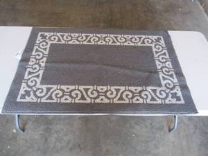 lot 33 image: Mohawk kitchen mat - 30in x 45in