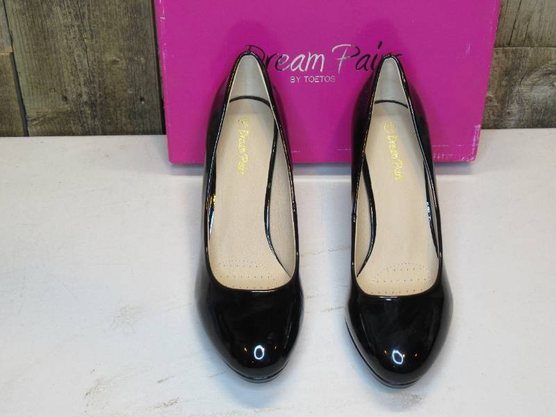 lot 29 image: Dream Pairs Ol-Cr Black Pat Size 10