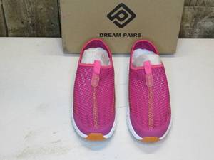 lot 30 image: Dream Pairs 160712-W Size 6