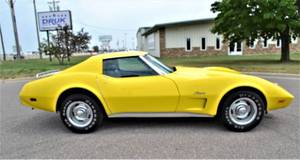 lot 1 image: 1975 Chevrolet Corvette Stingray T Top - VERY NICE Rare Stingray
