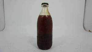 Quaker State Motor Oil In Glass Quart Bottle--RARE