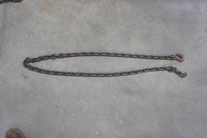 Chain with hook