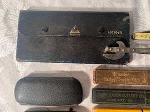 Mens Desktop and Grooming Furnishings with Black Painted Wood Box