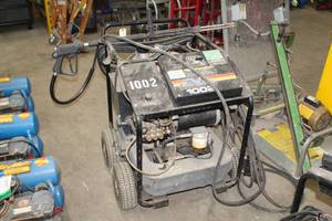 lot 551 image: Mi-T-M Heated Pressure Washer, Electric