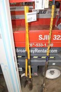 lot 617 image: Post Hole Digger