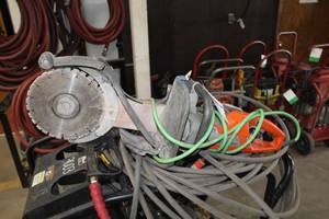 lot 605 image: Husqvarna K3000 Electric Cut-N-Break Saw