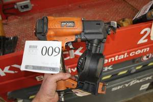 lot 600 image: Ridgid Pneumatic Coil Roofing Nailer