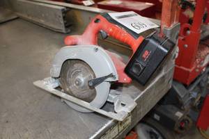 lot 609 image: Milwaukee 6310-20 18V Cordless Circular Saw Heavy Duty  with Battery