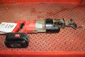 lot 611 image: Milwaukee 18V Cordless Sawzall Reciprocating Saw Heavy Duty  with Battery
