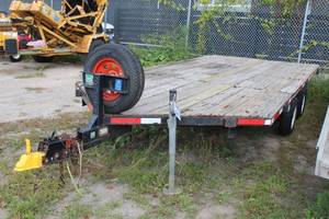 lot 539 image: Breco 16 Flatbed Trailer