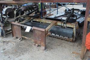 lot 540 image: Glenmac Harley Rake Bobcat Attachment
