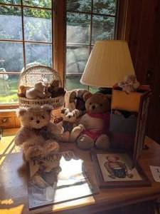 lot 11 image: Adorable Teddy Bear Toy Lot
