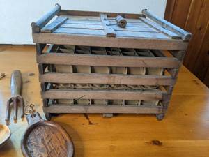 lot 64 image: Antique Wooden Egg Carrier & Other Wood Decor