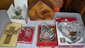 lot 331 image: Christmas Decor Lot - Spode Glasses, Mikasa and Gotham Plates, Nativity Cross, Wood Block