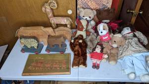 lot 338 image: Vintage Stuffed and Wooden Toys Lot - Dolls, Animals, Swedish Christmas Goat