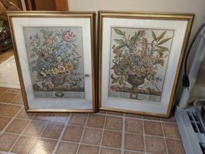 lot 262 image: Beautiful set of (2) Matching Floral Prints (Framed) 17x22 Each
