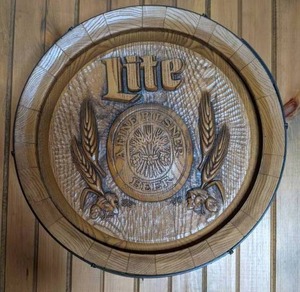 lot 5 image: Rare Miller Lite Decor - Wood Barrel Look