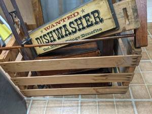 lot 286 image: Rustic Wood Crate, Dishwasher Sign