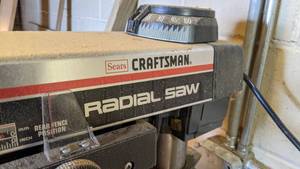 lot 1 image: Craftsman 10 Radial Saw & Mount