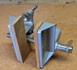 lot 235 image: Lot of Stanley & Oxwall Bench Vises & Clamps
