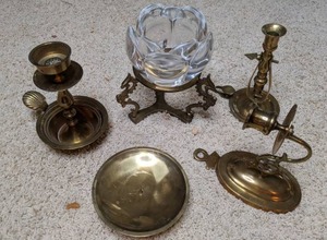 lot 177 image: Set of (5) Brass Candle Holders