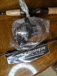 lot 186 image: Jarvis Walker Integra Classic Performance Fishing Rod
