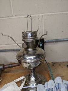 lot 243 image: Mixed Lot of Aladdin Brand Lamp, Wall Sconce, Heavy Duty Gloves & More