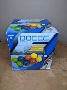 lot 463 image: Bocce Set