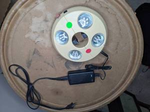 lot 464 image: Plug-in Patio Umbrella Light