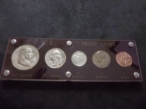 1960 Proof Set In Air Tight Holder