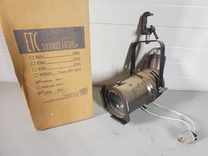 lot 23 image: New ETC 26 Degree Stage Spotlight with Colorframe