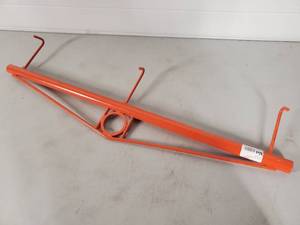 lot 72 image: New Fence Stretcher Bar with 3 Hooks