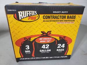 lot 76 image: New Box of 42 Gallon Contractor Grade Bags